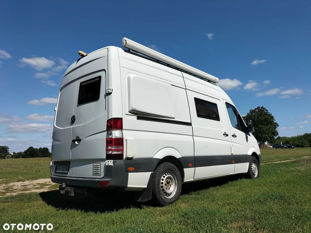 Mercedes-Benz Sprinter - 16