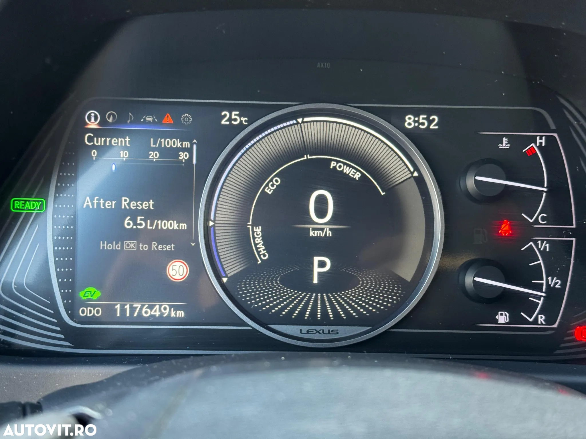 Lexus UX 250h 2.0L HEV 20H- (178 HP) 4X2 CVT Business - 11