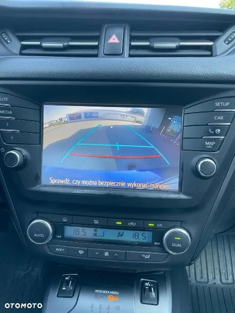 Toyota Avensis 1.8 Premium MS - 4