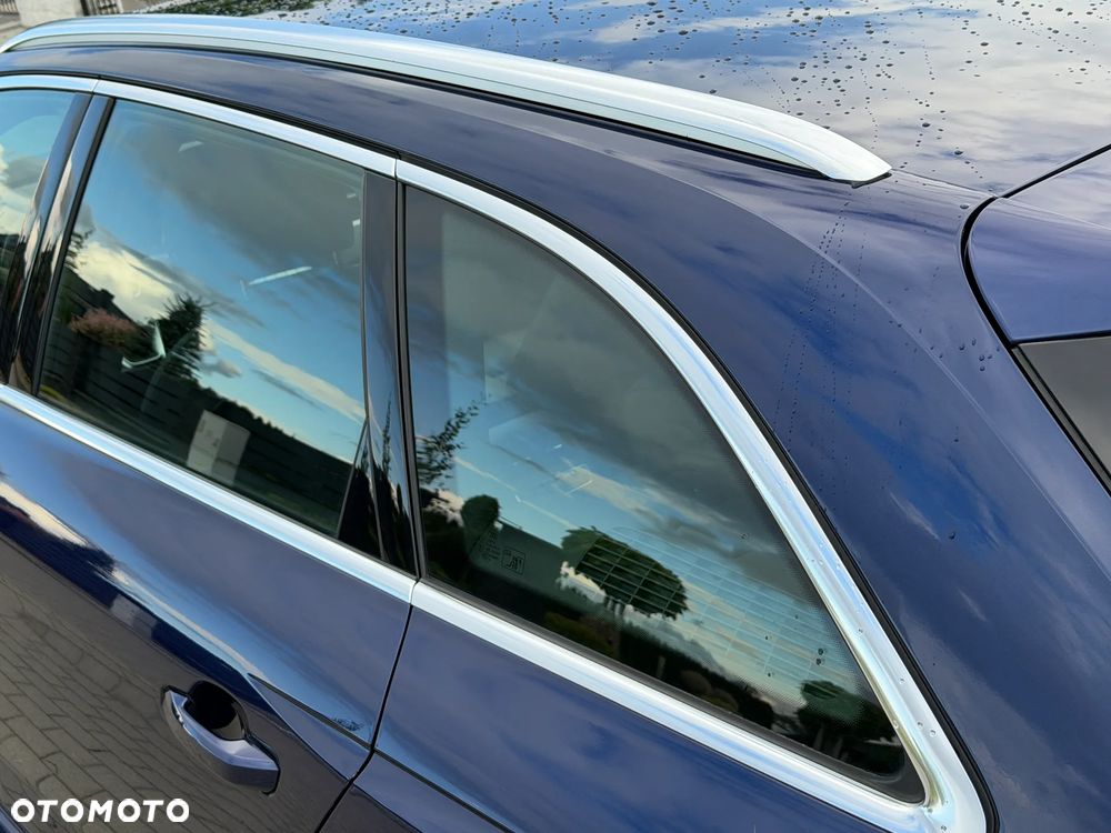 Audi A4 Avant 35 TFSI S tronic S line - 31