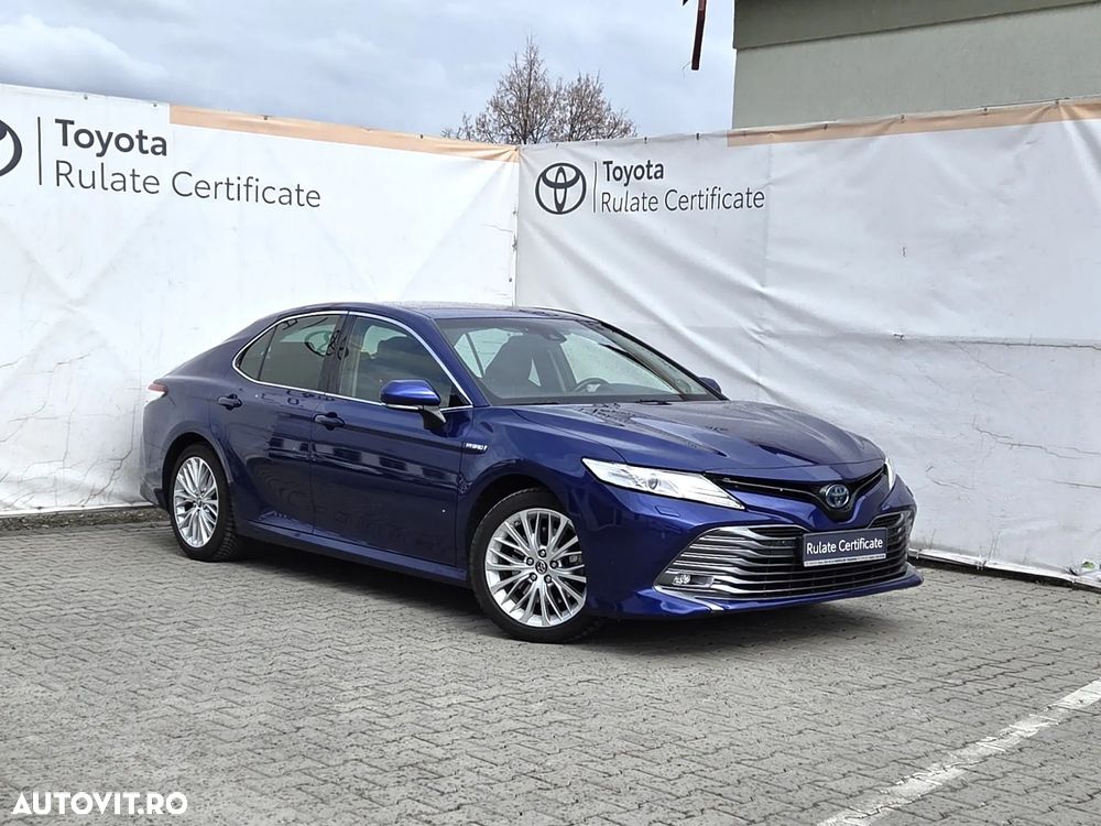 Toyota Camry 2.5 Exclusive - 2