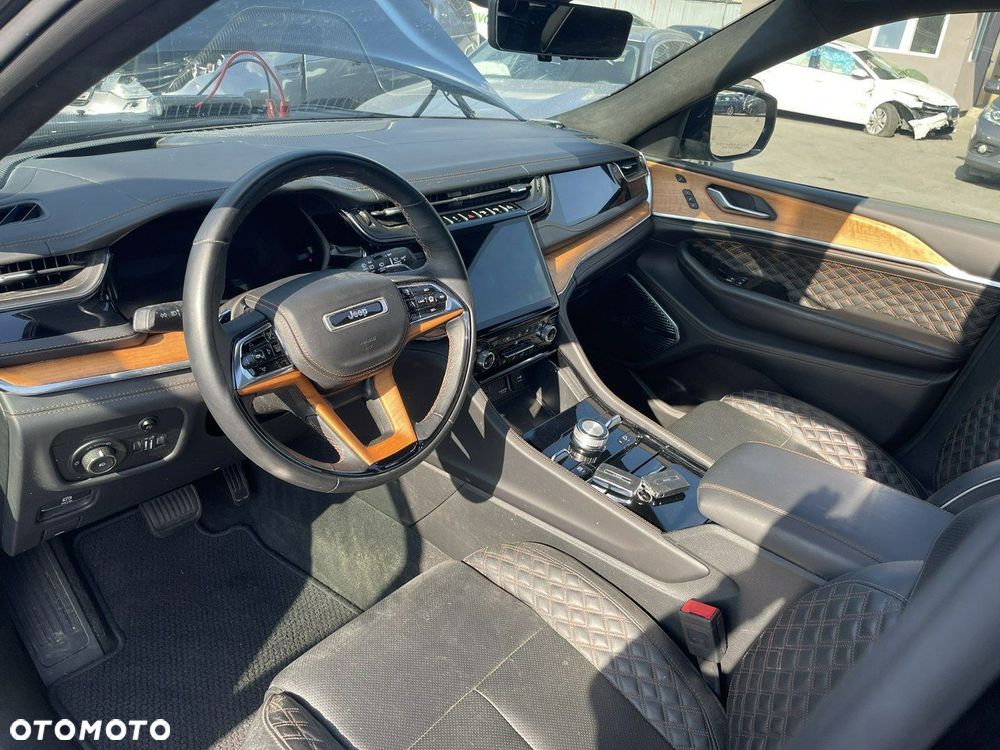 Jeep Grand Cherokee - 6
