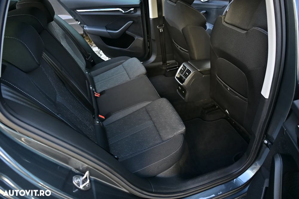 Skoda Octavia 2.0 TDI DSG Style - 16