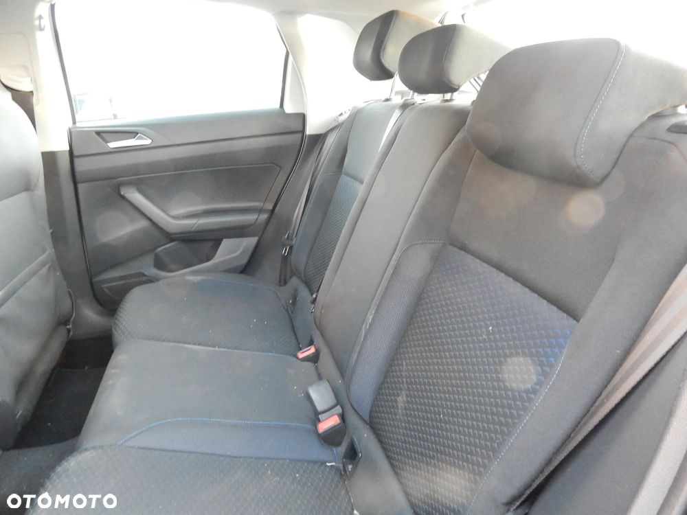 Volkswagen Polo - 19