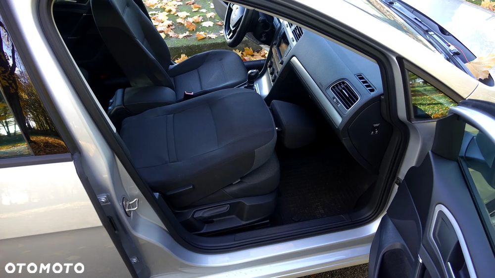 Volkswagen Golf 1.6 BlueTDI DSG Comfortline - 13