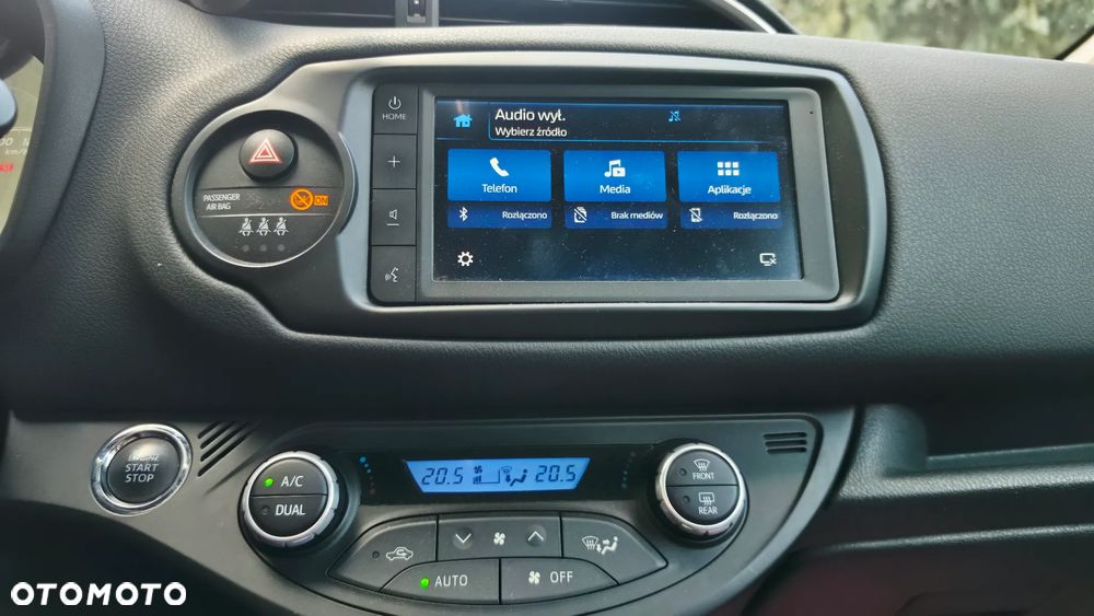 Toyota Yaris 1.5 Selection - 9