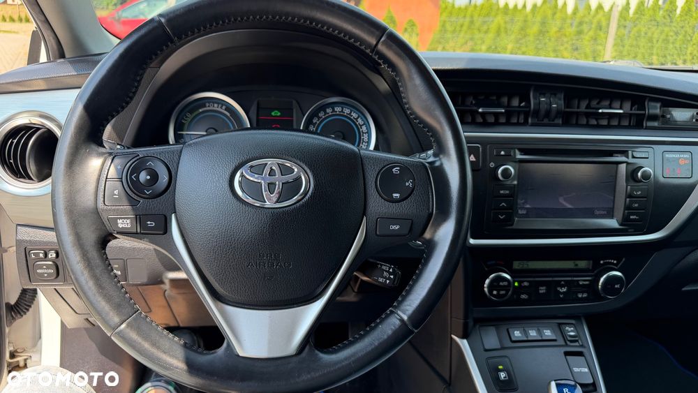 Toyota Auris - 17