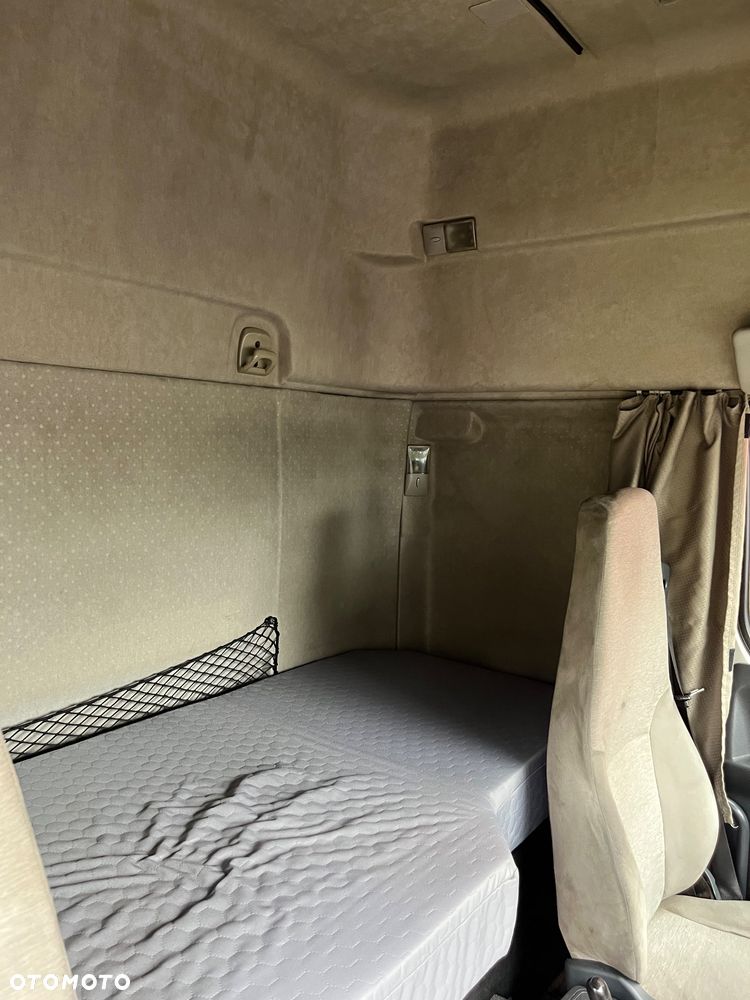 Renault Premium - 5