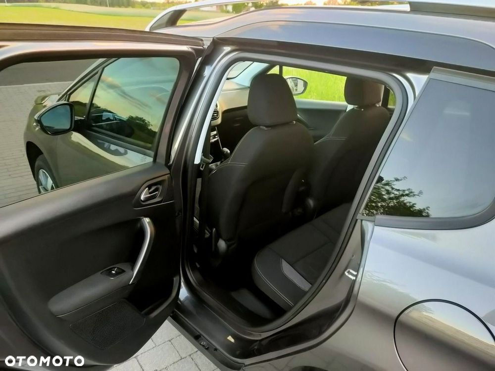 Peugeot 2008 1.6 BlueHDi Style - 13