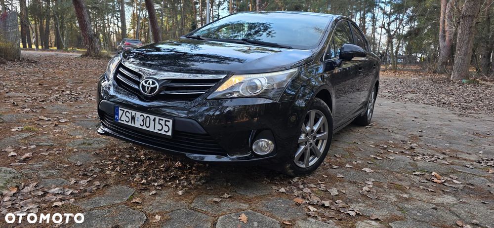 Toyota Avensis 2.0 D-4D Premium - 1