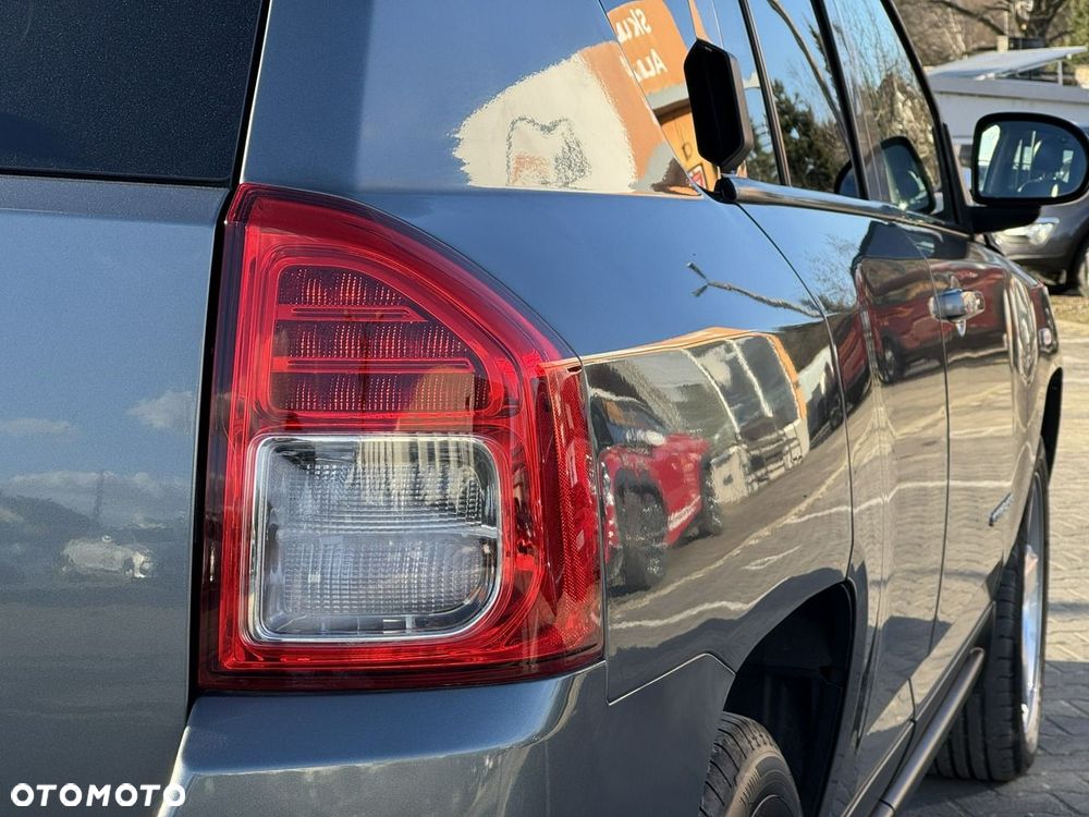 Jeep Compass - 8