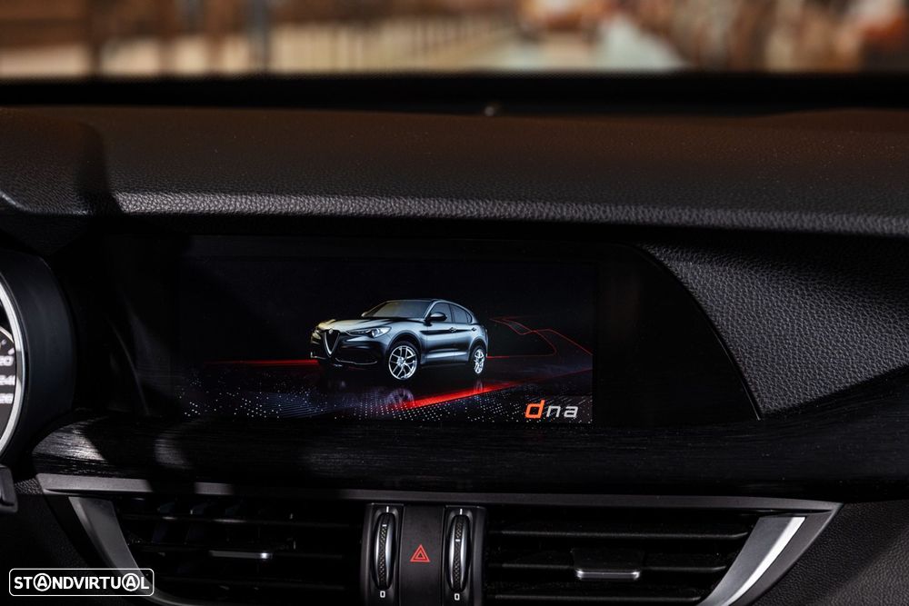 Alfa Romeo Stelvio 2.2 D Super AT8 - 14