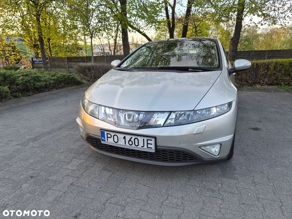 Honda Civic 1.8 Executive - 1