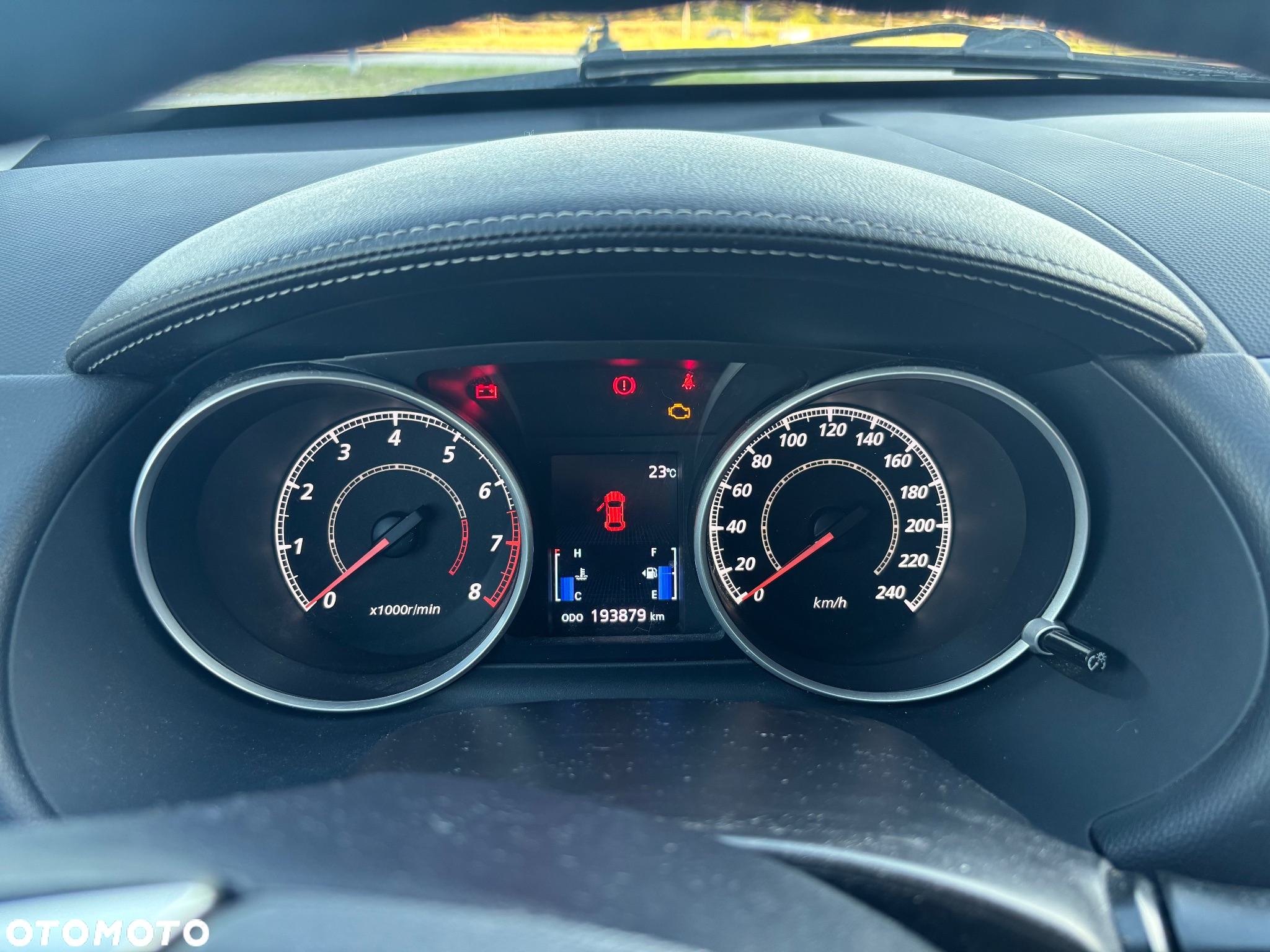 Mitsubishi Outlander 2.0 Intense NAVI 2WD EU5 - 13