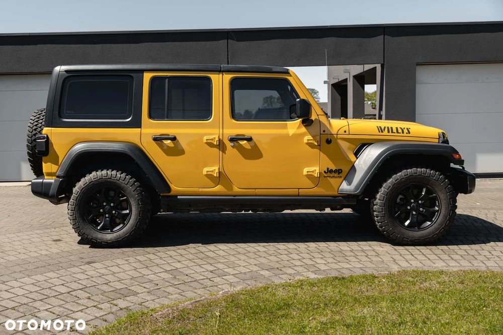 Jeep Wrangler - 11
