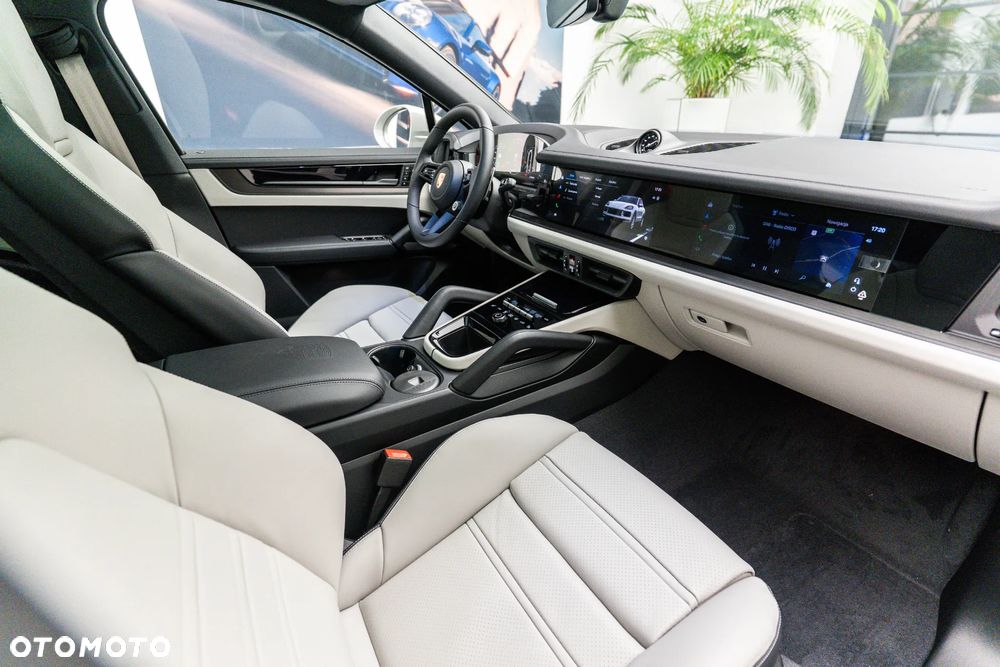 Porsche Cayenne S E-Hybrid PHEV Black Edition - 15