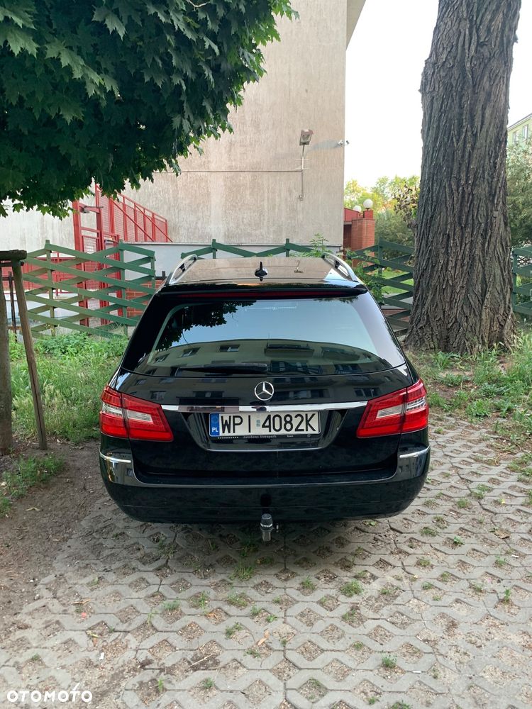 Mercedes-Benz Klasa E 250 BlueTEC 4-Matic Avantgarde - 2
