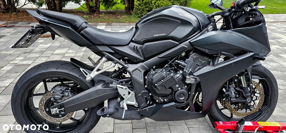 Honda CBR - 8