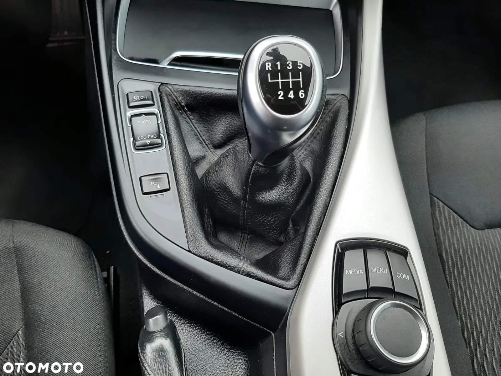 BMW Seria 1 - 30