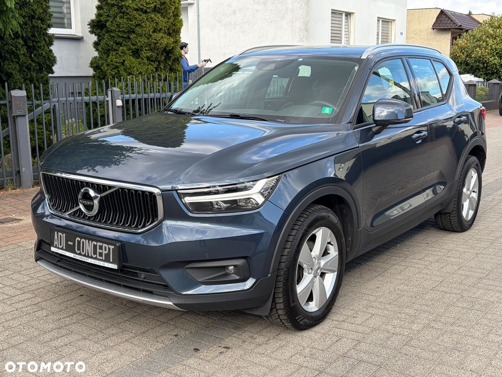 Volvo XC 40 D3 Momentum Pro - 1