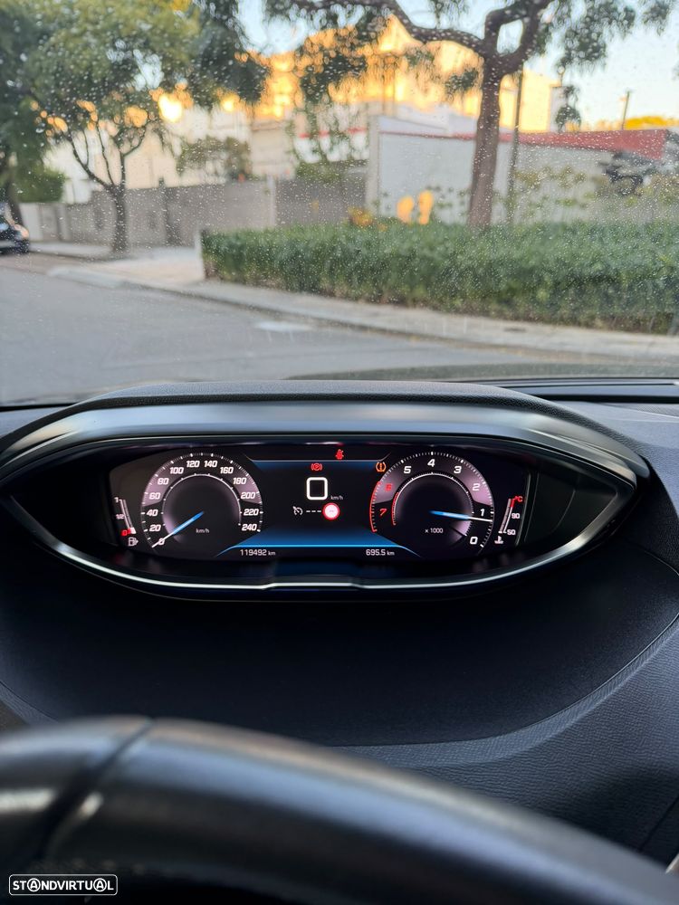 Peugeot 3008 - 15