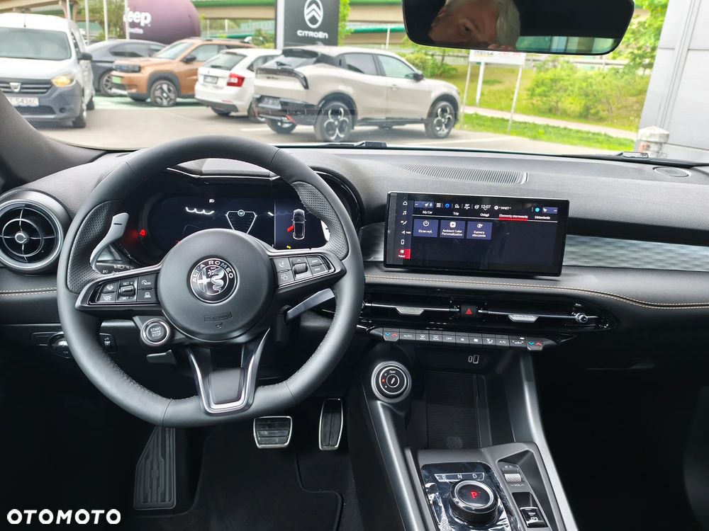 Alfa Romeo Tonale 1.5 T4 GSE mHEV Veloce DCT - 9