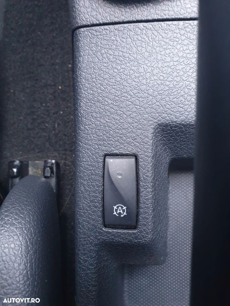 Dacia Logan 1.5 Blue dCi Laureate - 23