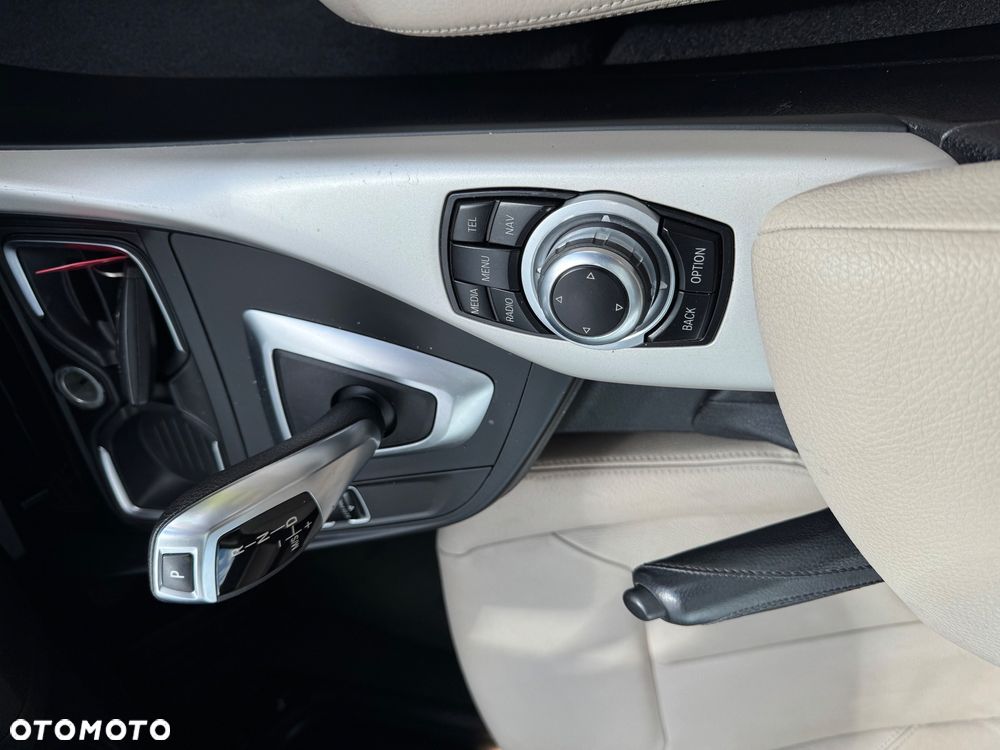 BMW Seria 1 - 22