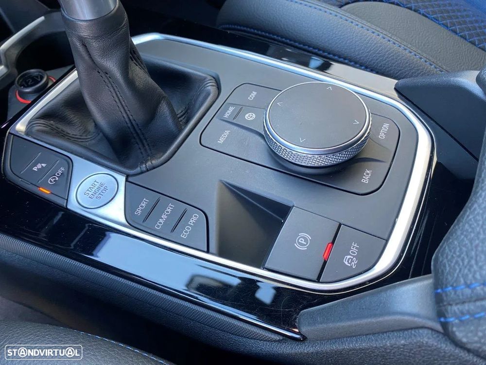 BMW 116 d Pack Desportivo M - 50