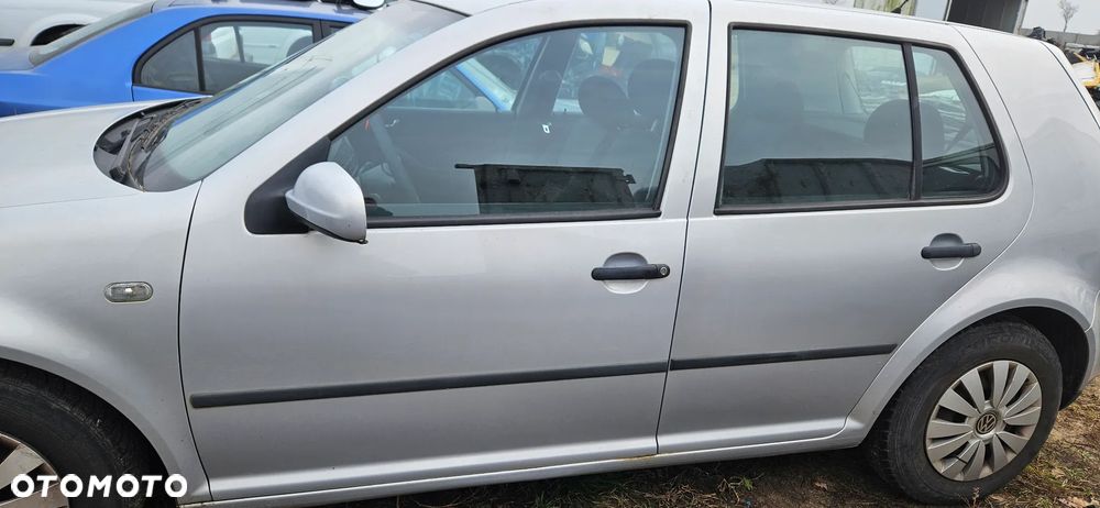 Drzwi lewe prawe przednie tylne VW Golf 4 IV 2000r 5d hatchback LB7Z - 1