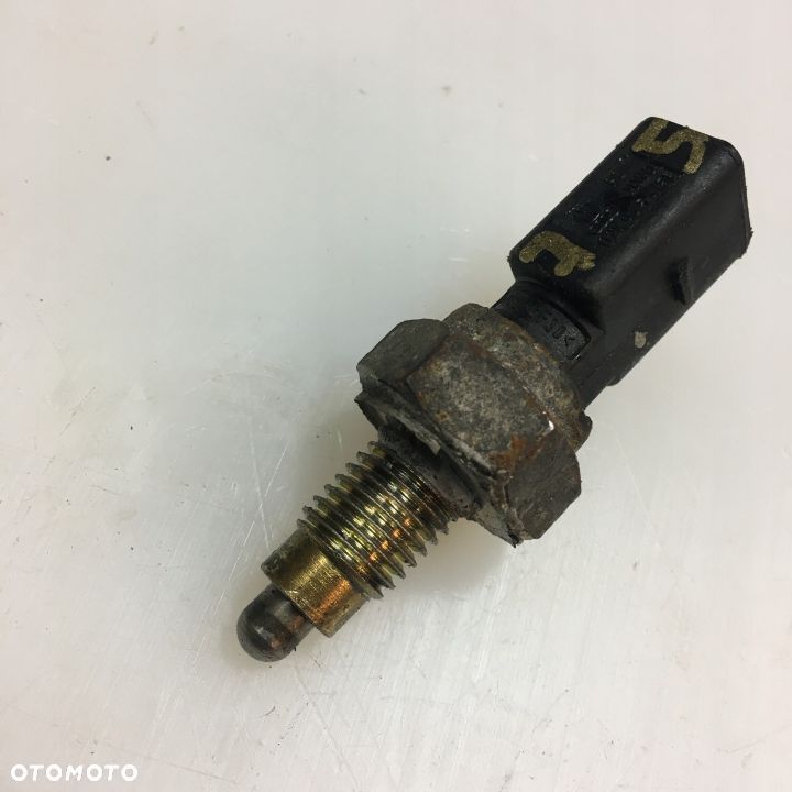 CZUJNIK COFANIA VW AUDI 02K945415F - 1