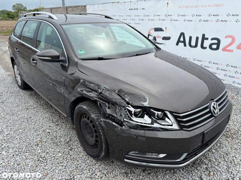 Volkswagen Passat 2.0 Blue TDI DSG SCR Comfortline - 2
