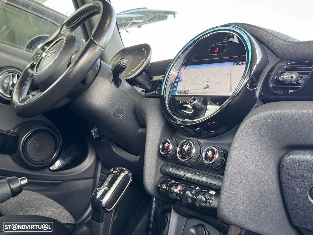 MINI Cabrio Cooper Premium Plus Sidewalk Special Edition Auto - 25