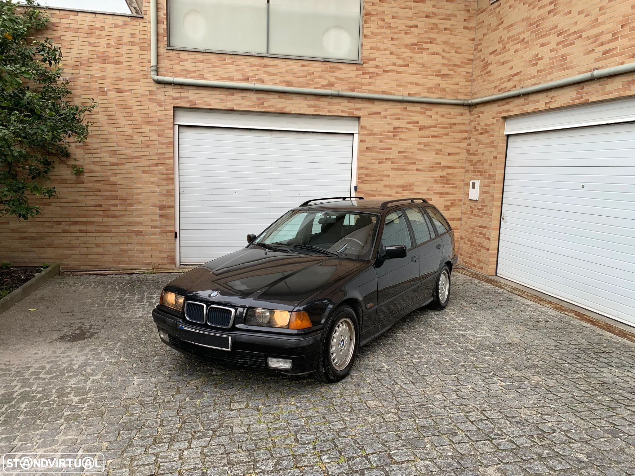 BMW 318 tds Touring Sport - 1