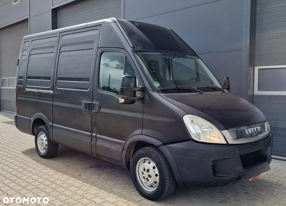 Iveco Daily 35S11V - 1