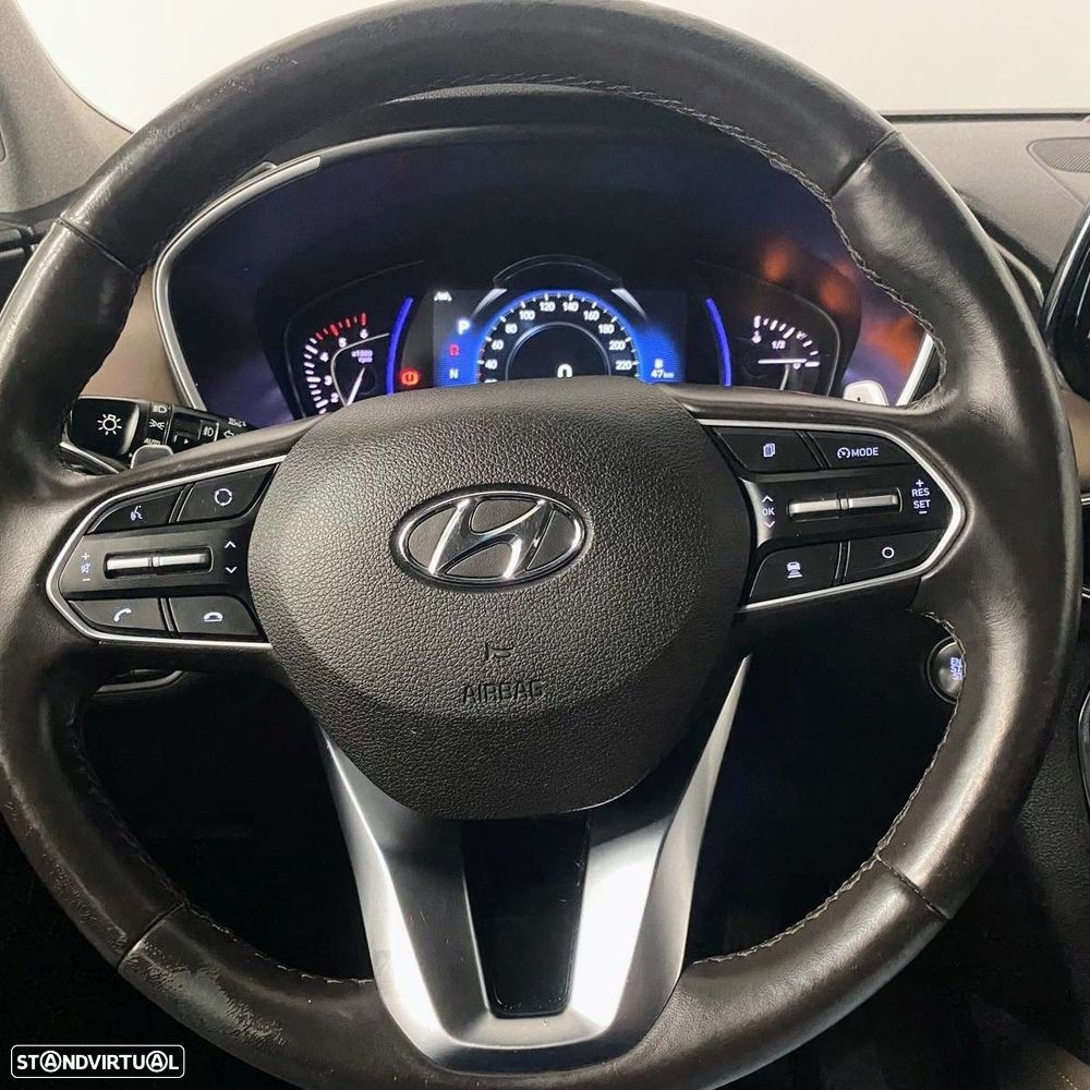 Hyundai Santa Fe 2.2 CRDi Premium - 28