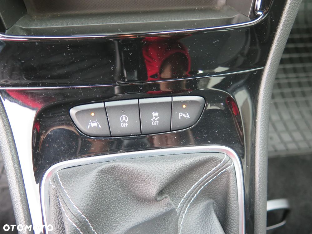 Opel Astra V 1.5 CDTI GS Line S&S - 19