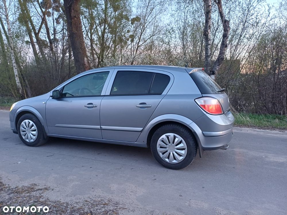 Opel Astra 1.6 Start - 7