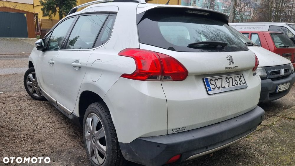 Peugeot 2008 1.2 Pure Tech Access EU6 - 14