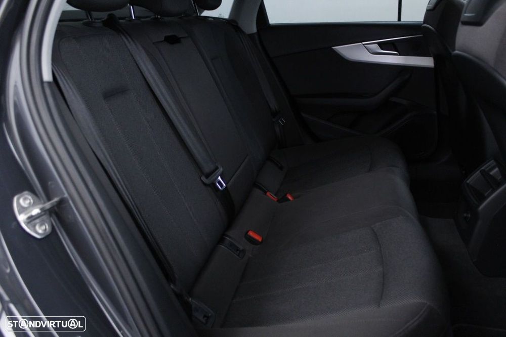 Audi A4 - 16