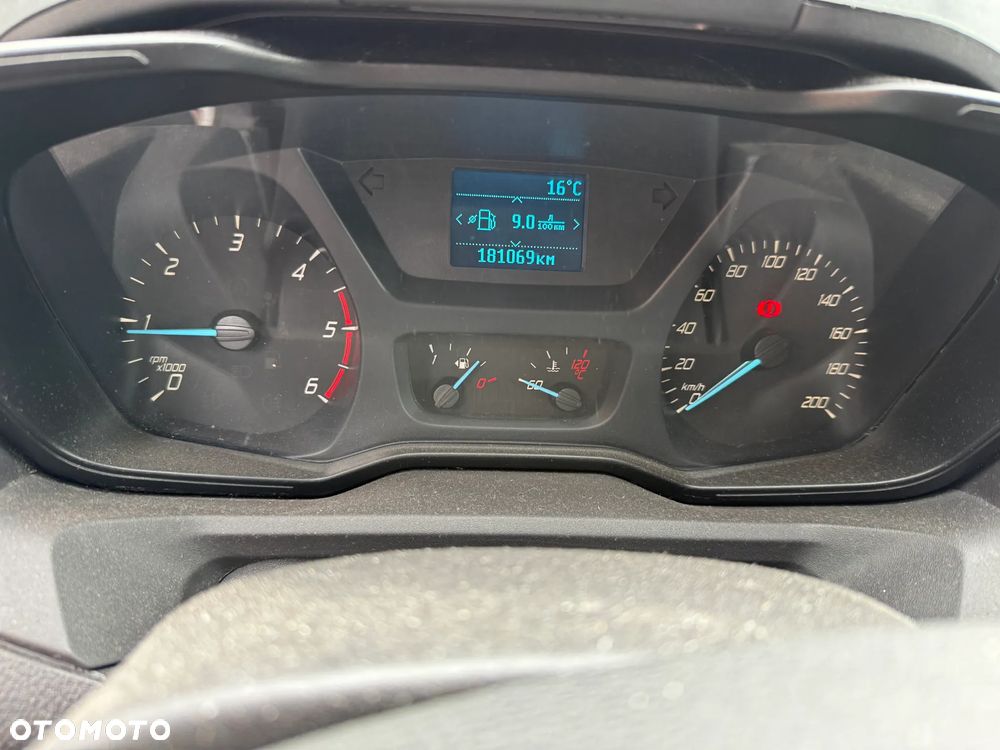 Ford TRANSIT CUSTOM - 12