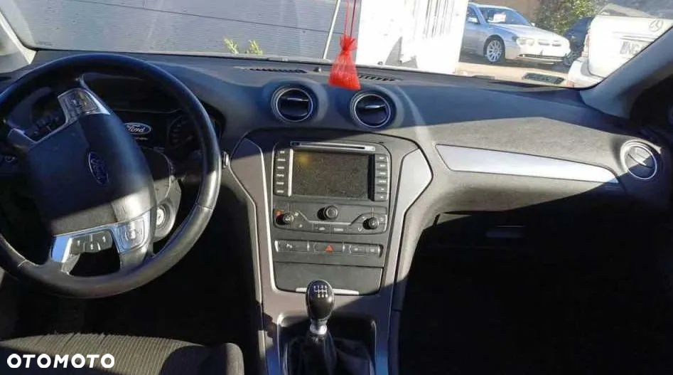 Ford Mondeo - 7