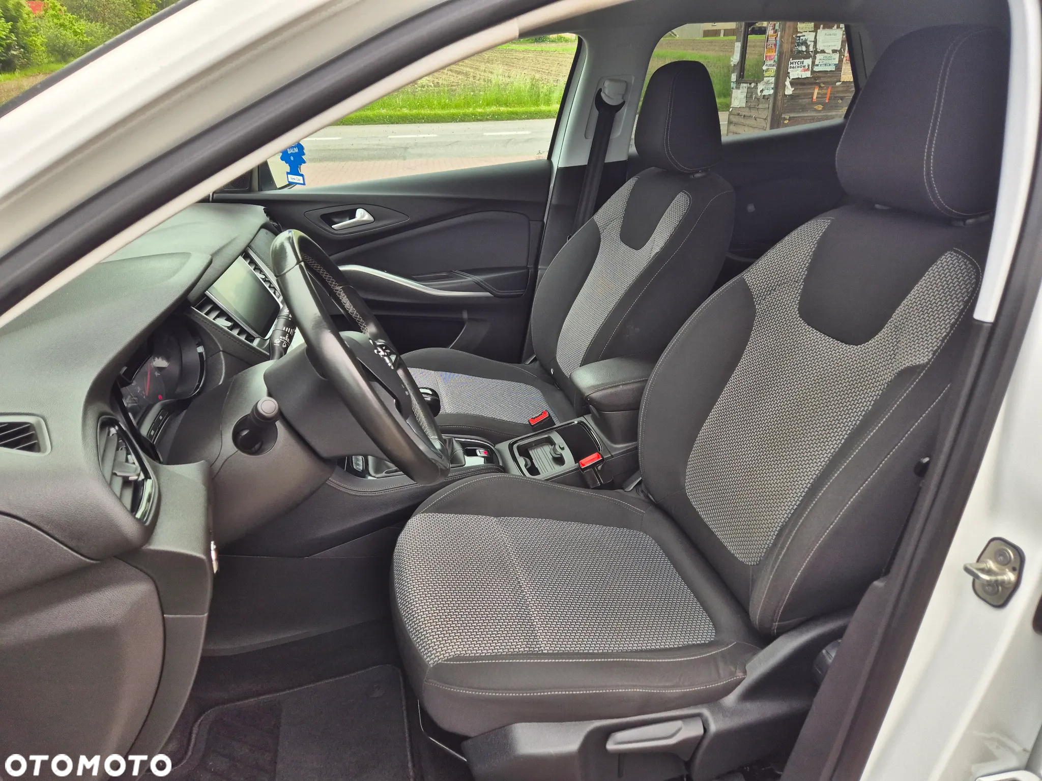 Opel Grandland X 1.6 D Start/Stop Business INNOVATION - 9