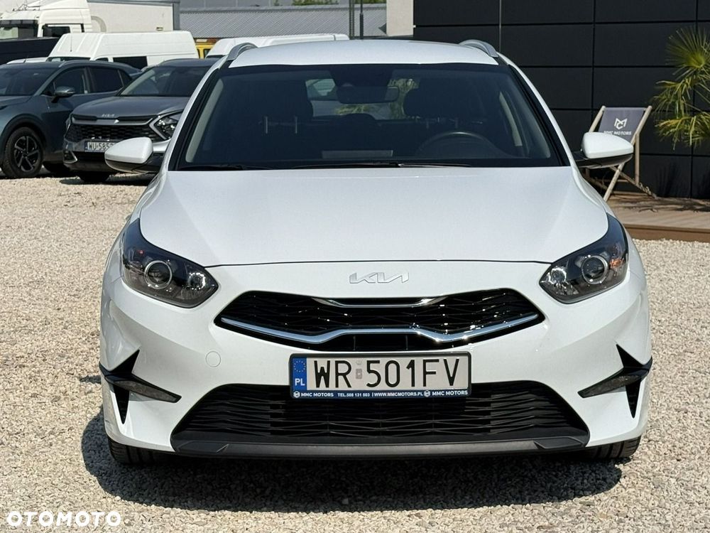 Kia Ceed - 8