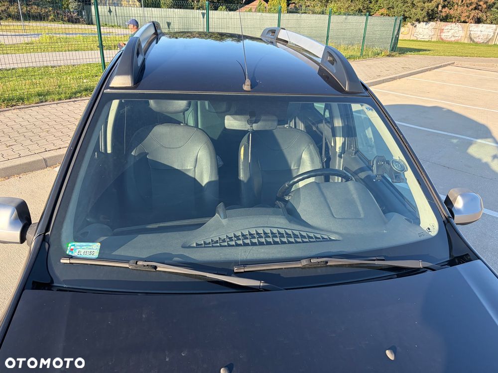 Dacia Duster 1.6 Laureate 4x4 - 4