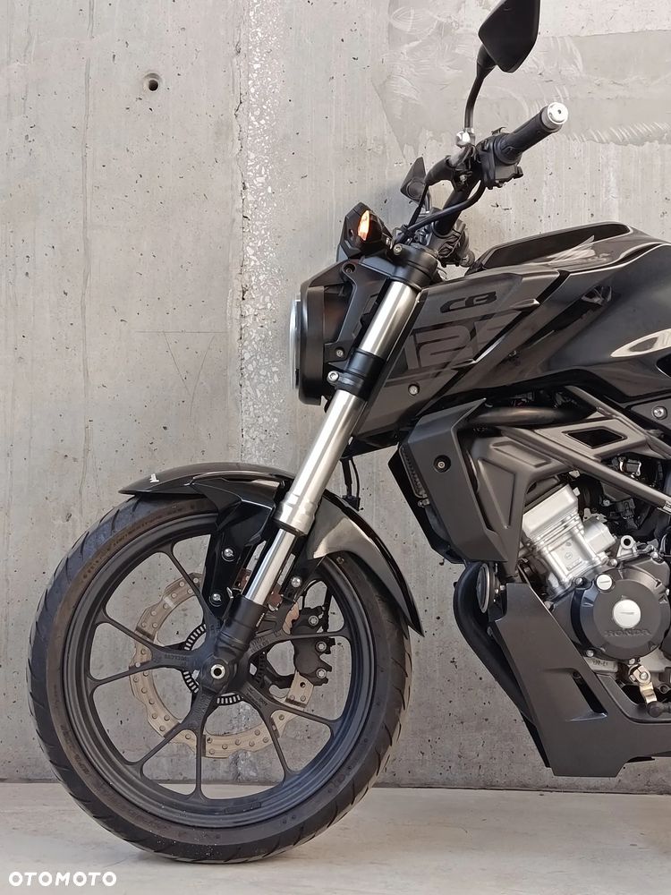 Honda CB - 4