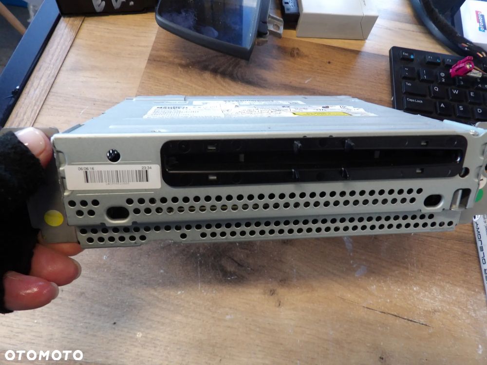 BMW - F20,F30 - RADIO , NAWIGACJA , CZYTNIK - 6821144 - 1