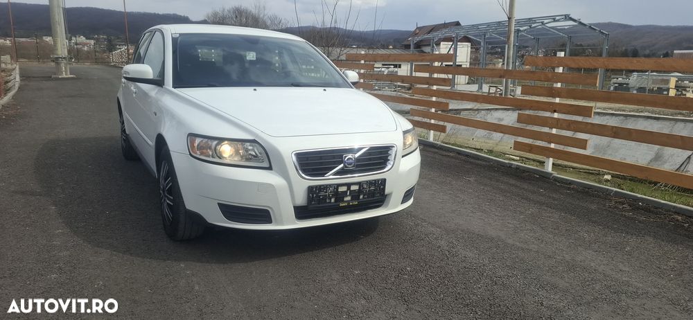 Volvo V50 1.6D DPF DRIVe - 1