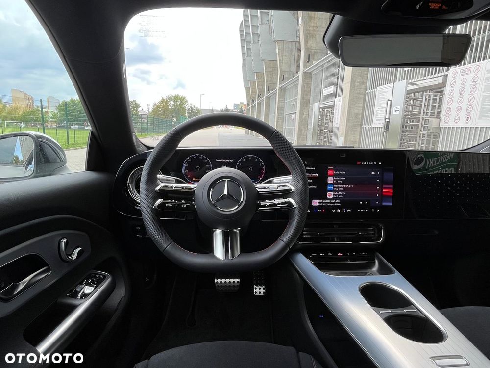 Mercedes-Benz CLA - 13
