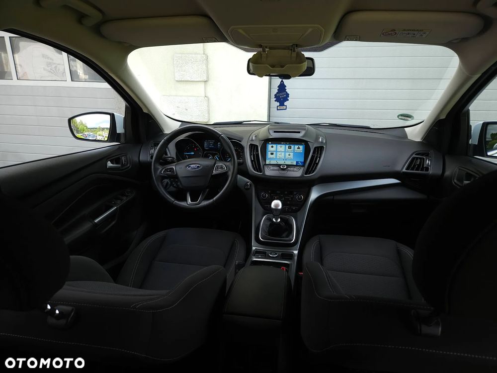 Ford Kuga 2.0 TDCi AWD Titanium - 33